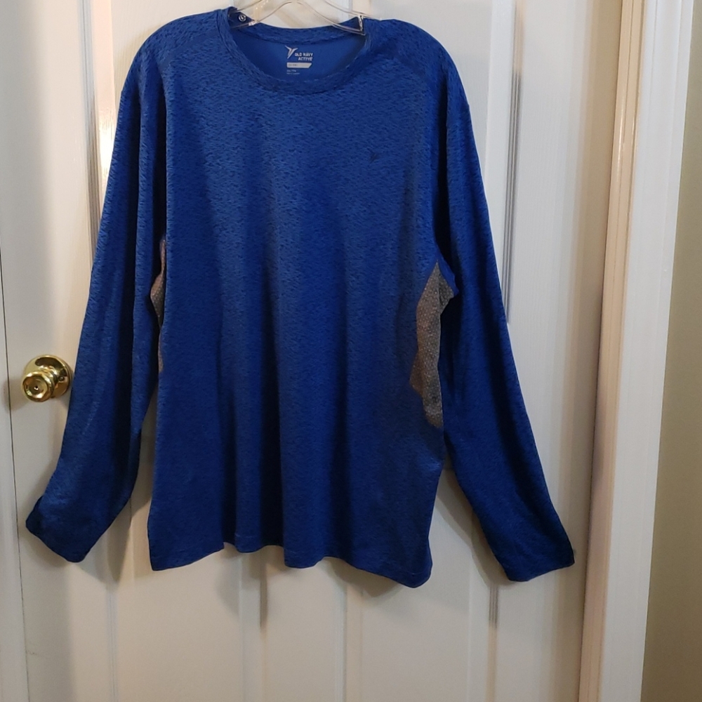 OLD NAVY ACTIVE MENS LONG SLEEVE SHIRT - Picture 1 of 5